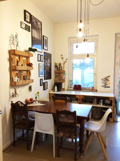 Enjoy your meals in a stylish, fully equipped kitchen.