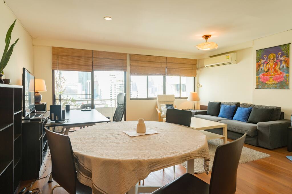 Living Room with dining table