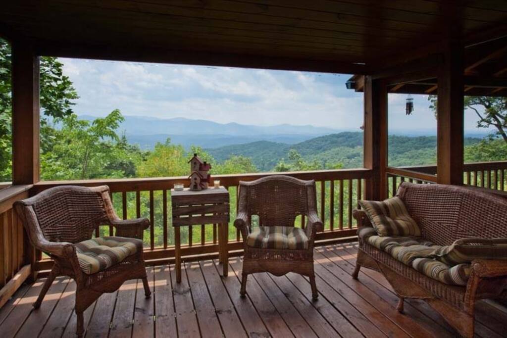 Sitting area on the deck