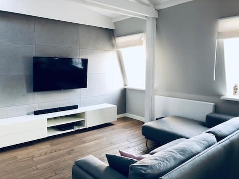 Top Airbnb: Spacious apartment near the Old Town. in Praga Północ