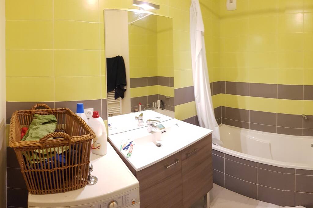 La salle de bain partagée