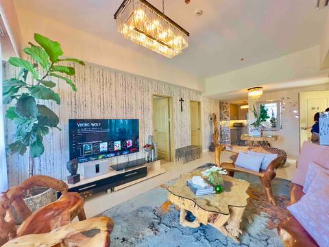Twin Lakes Residences Chardonnay 3-I | 2BR w/ View