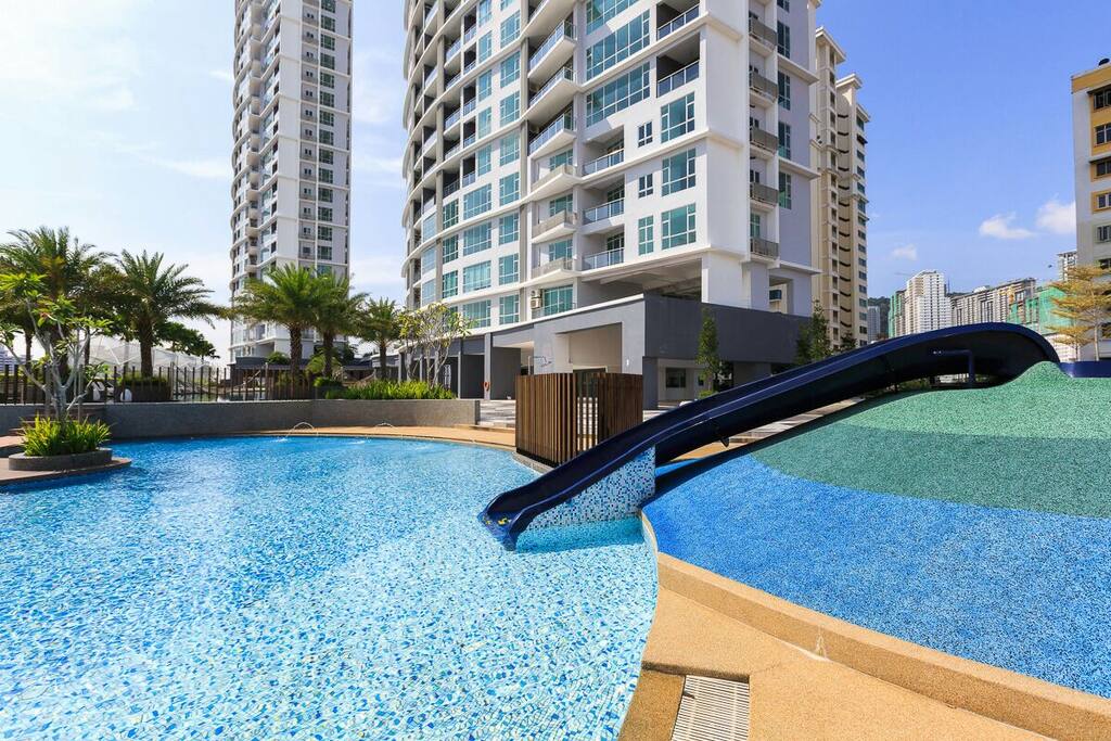 Kids Pool With Slide