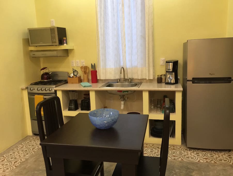 Full Kitchen