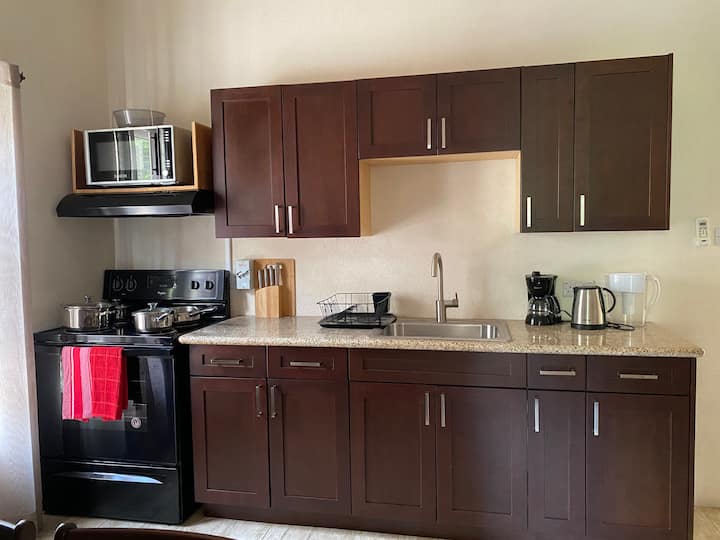 Lovely 1bedoom Rental Unit. Apartments for Rent in Saint