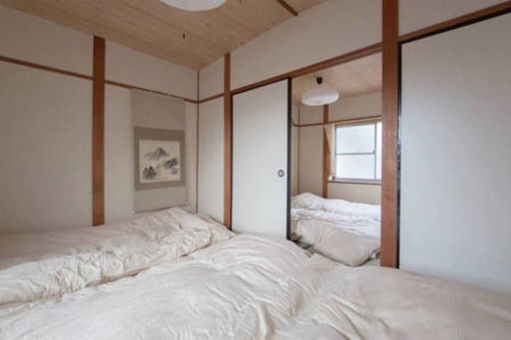 Bed room 1&2.
Sleep max 5 people.
