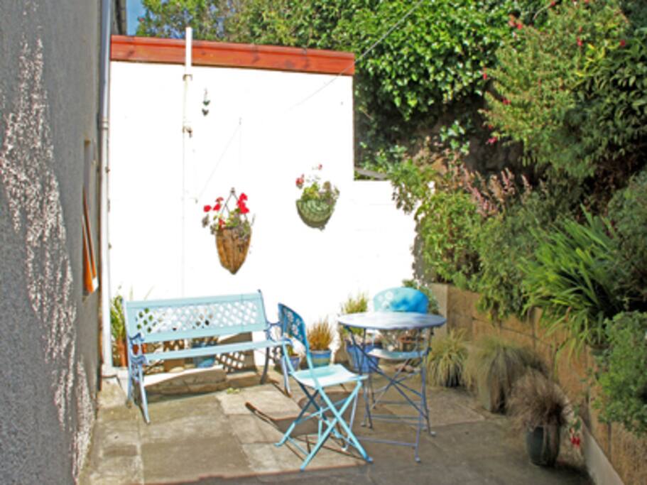 Enclosed court yard garden