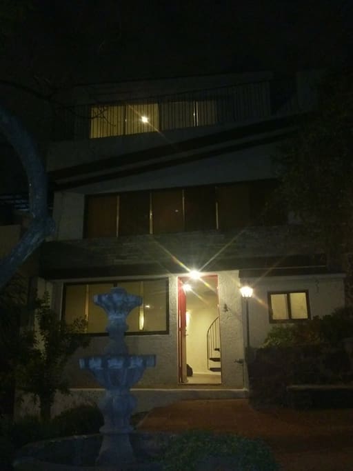 Fachada Iluminada