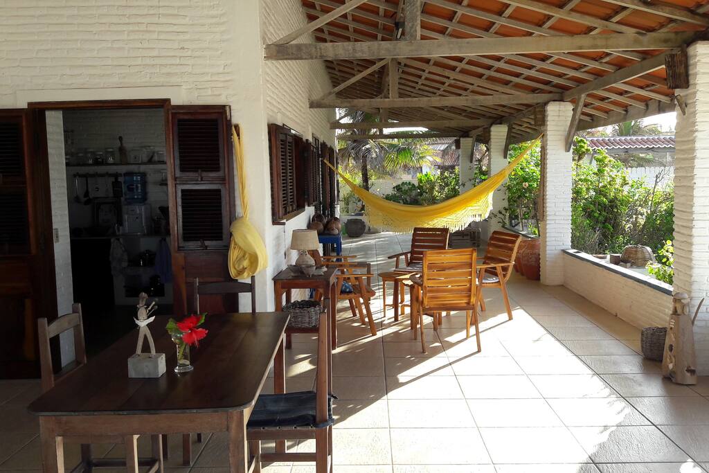 La grande terrasse est un lieu de vie