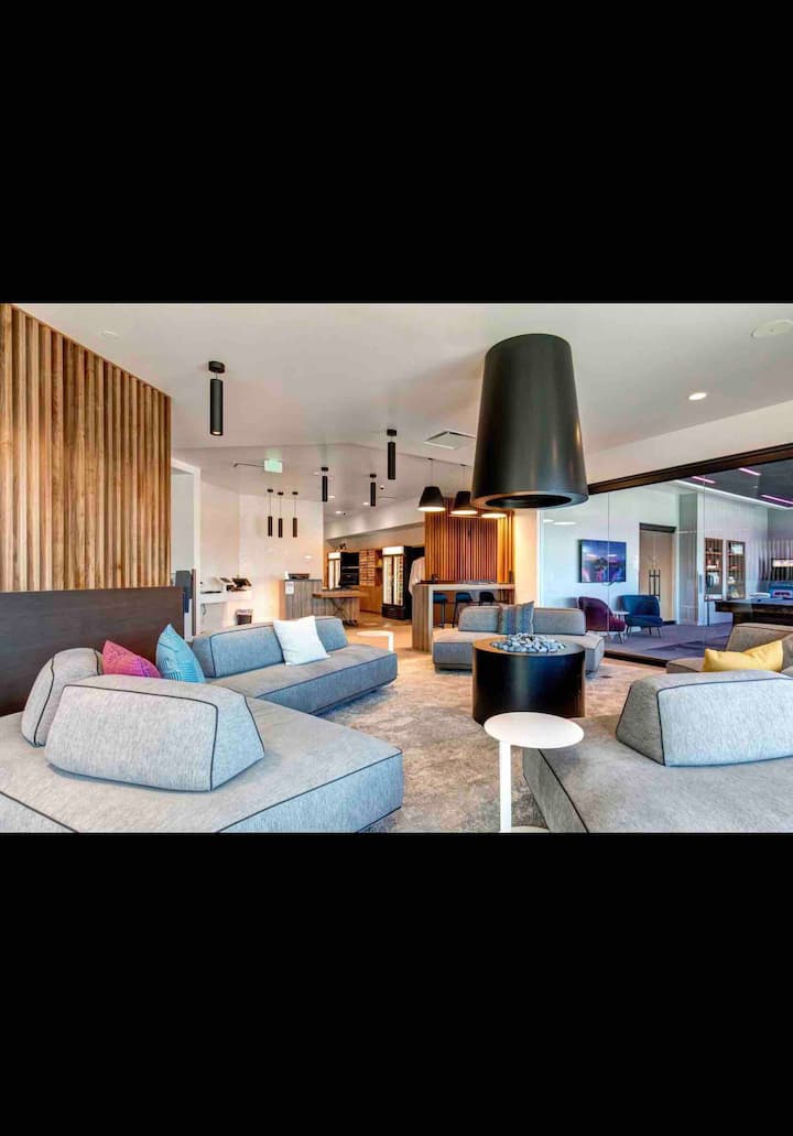 Mountain View Condo with a Pool Condominiums for Rent in Park City