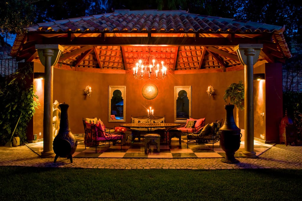 Garden Lounge
