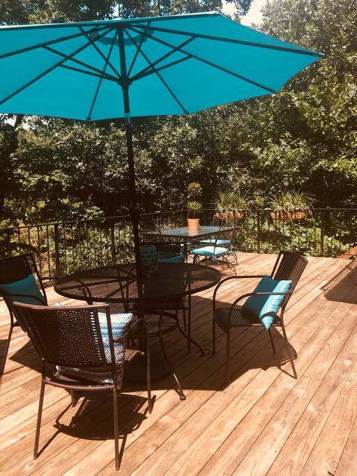 Shared deck