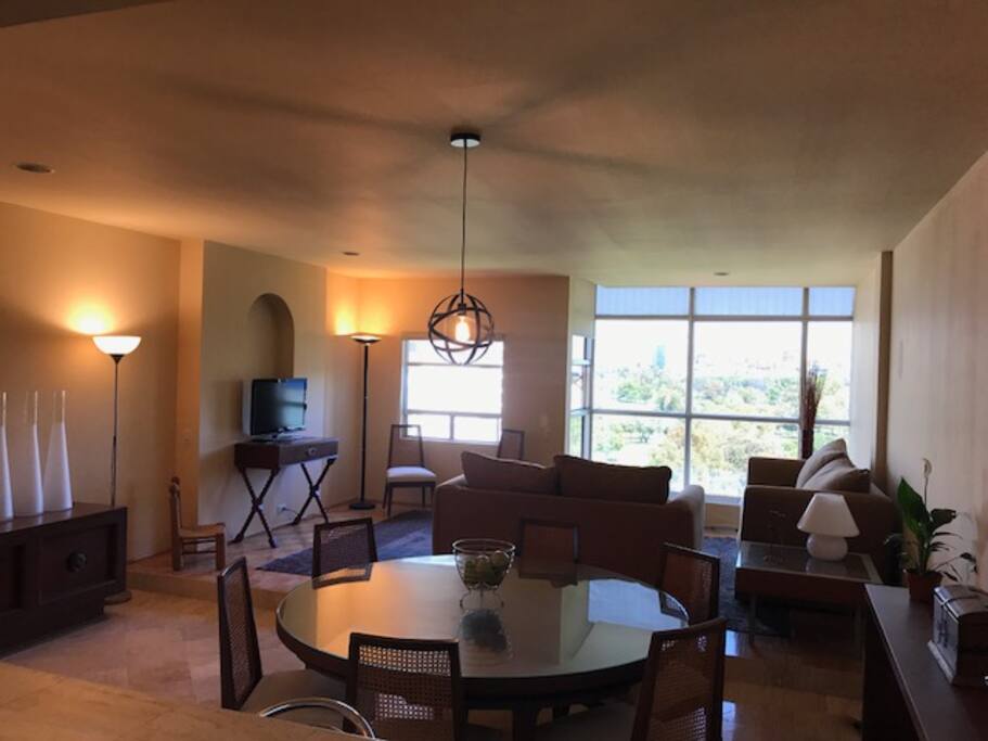 Dinning room/view