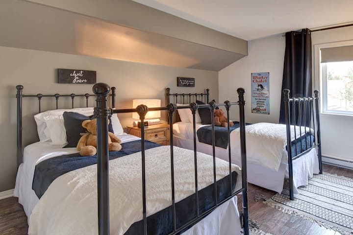 Nivel superior - segundo dormitorio.