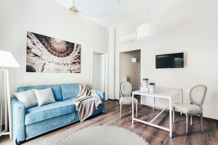 Bright three-room apt. with big Private Terrace gallery image 4