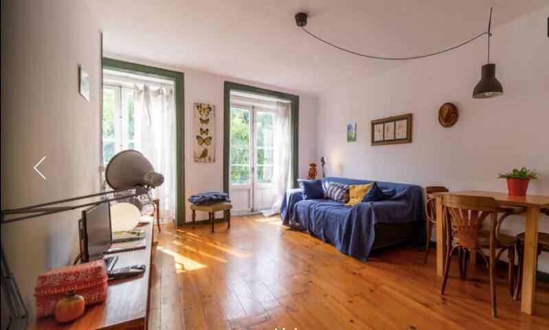 Principe Real-Sao Bento - Typical & Central 2 bed