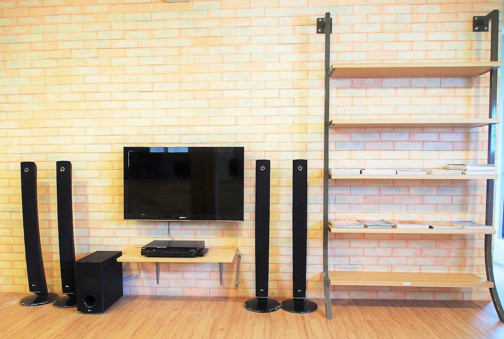 TV Area 2