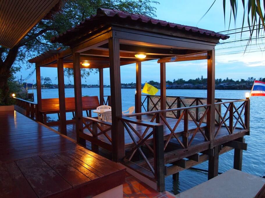 riverside pier