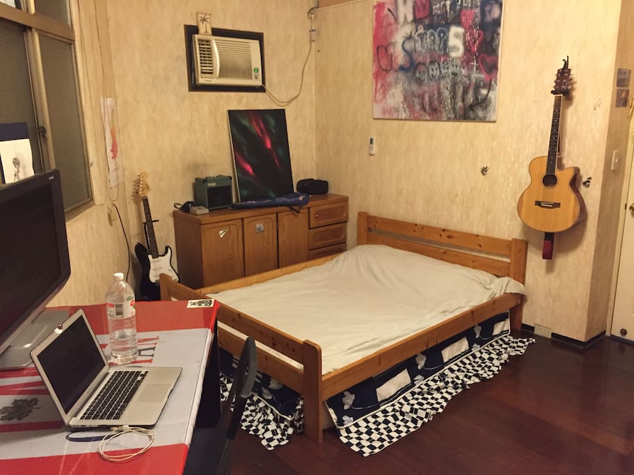 Taiwanese Style Queen Bed