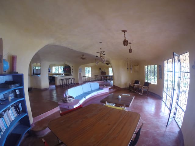 AMAZING COUNTRY HOUSE IN MARSELLA, ANTIOQUIA