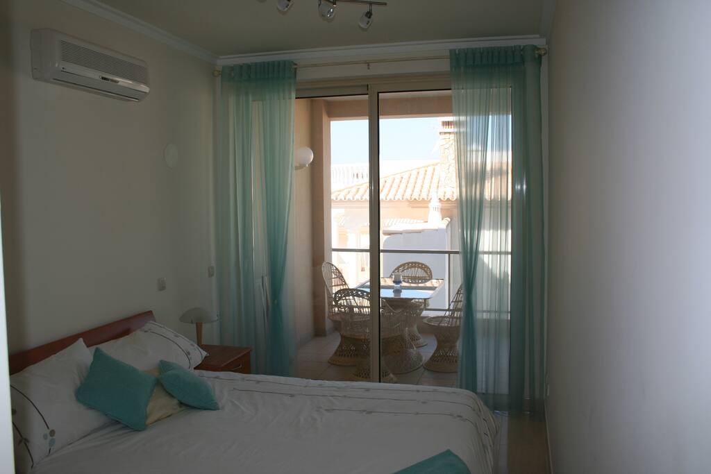 Master Bedroom with King size bed and En Suite
