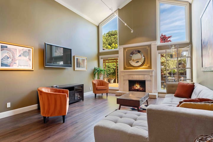 Redwood Shores Private Residence; Hot Tub,Fire Pit