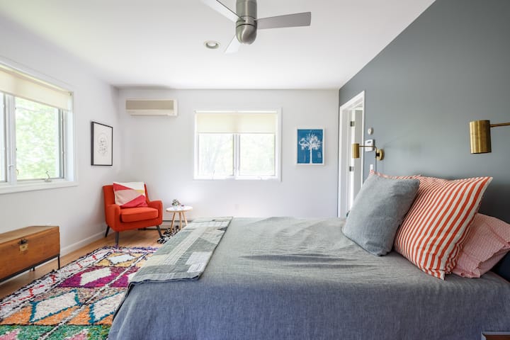 Основна спалня. 