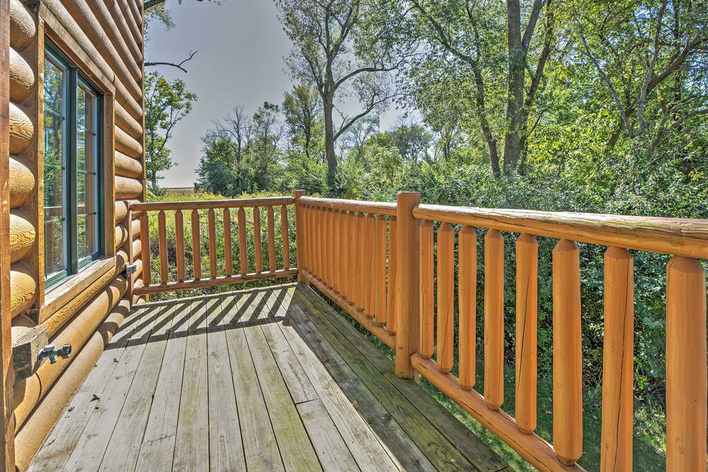 With a spacious back deck, this home offers a wonderful space to relax in the beautiful outdoors.