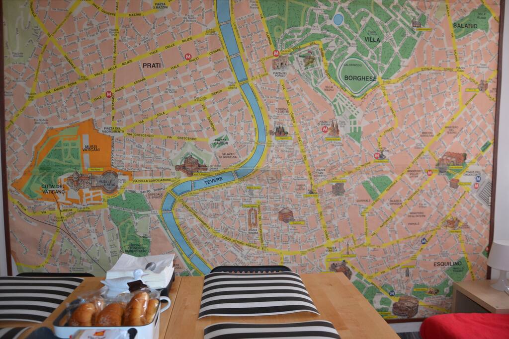 la grande mappa nel soggiorno