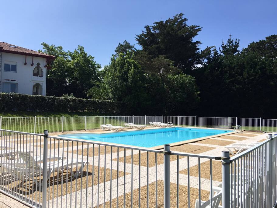 Piscine sécurisée privée