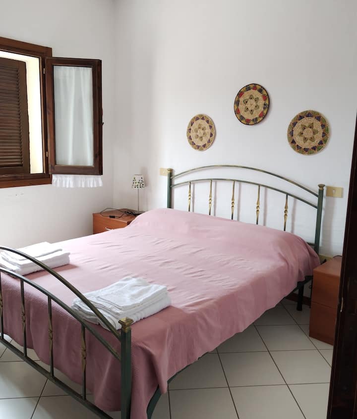 Dvokrevetna soba 2 
Možete unajmiti posteljinu i ručnike za tijelo 