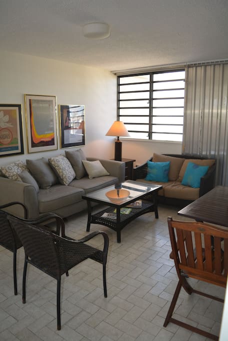 Confortable and Cozy Living and Dining Area with Cross Ventilation and Great Natural Light.