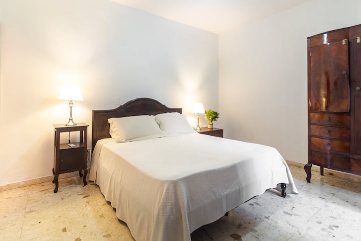 Chumba kikuu/Chumba kikuu cha kulala