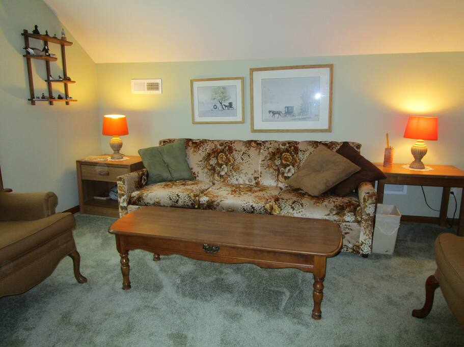 Ernie's Attic's sitting room--couch is a queen hideabed