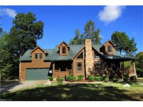 Custom Log Cabin 4bd 2.5 bath at TIEC