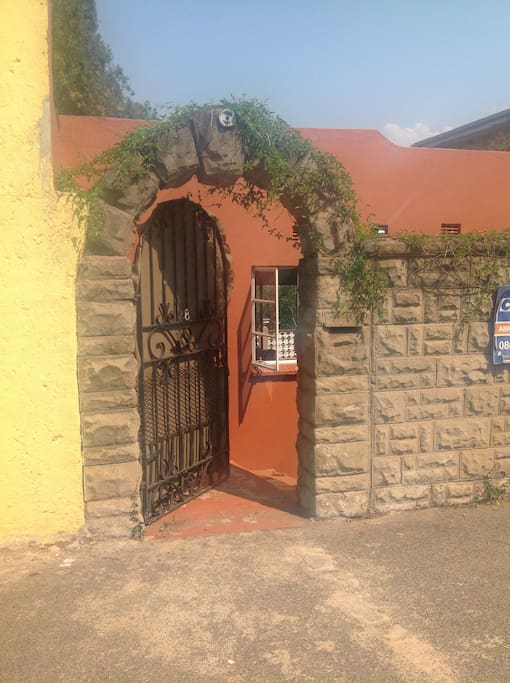Villettas private entrance....Welcome!