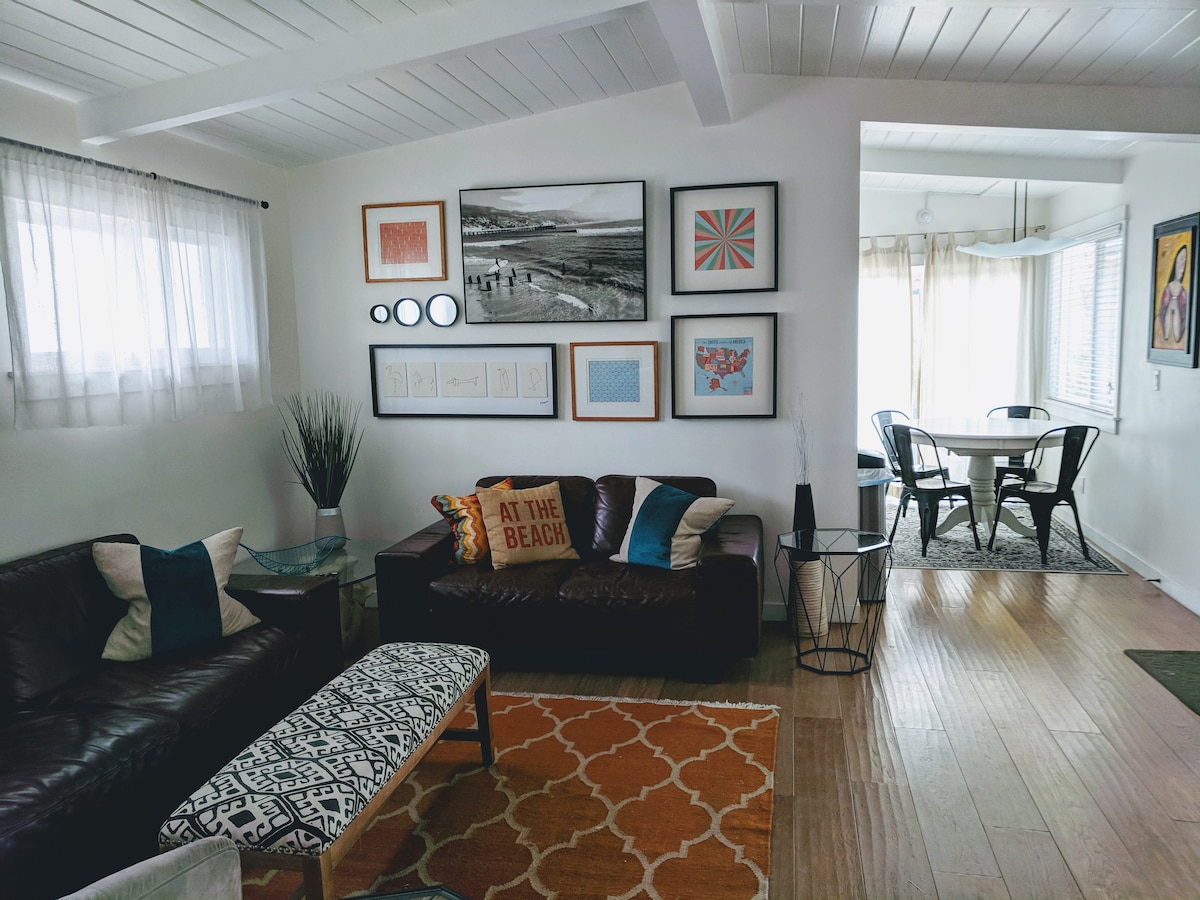 Popular Airbnb listing: Cottage - 5min Walk to Beach, Garden & Fireplace in San Clemente