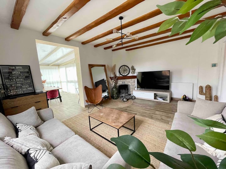 Villa à 1h De Paris Avec Piscine Chauffée/ Jacuzzi - Seine-et-Marne
