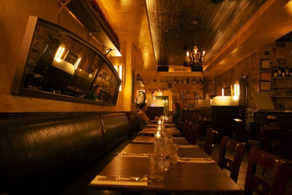 Foto de Mominette Bistro en Bushwick