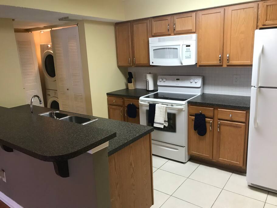 Full Kitchen