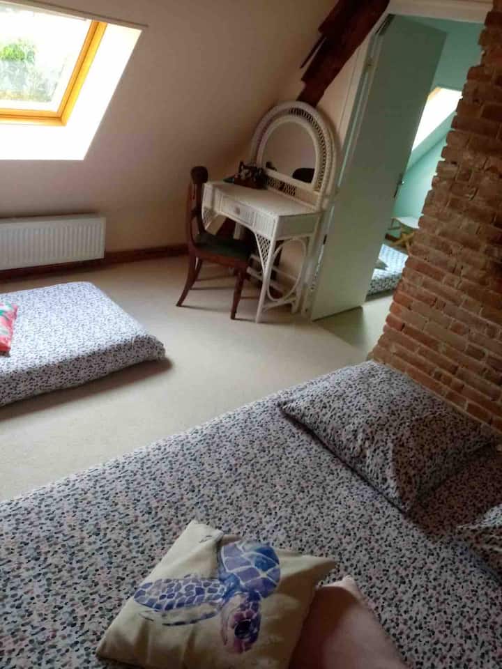 Спалня 4 на горния етаж