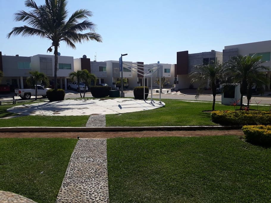 AREA PARA CAMINAR