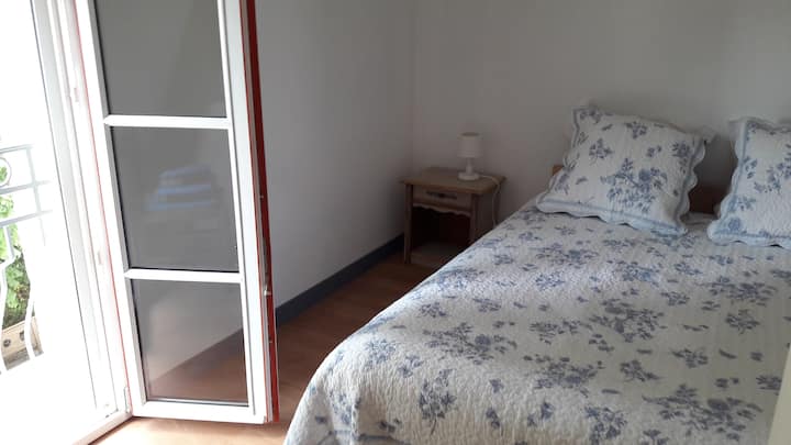 საძინებელი აივნით 1-ლი სართული