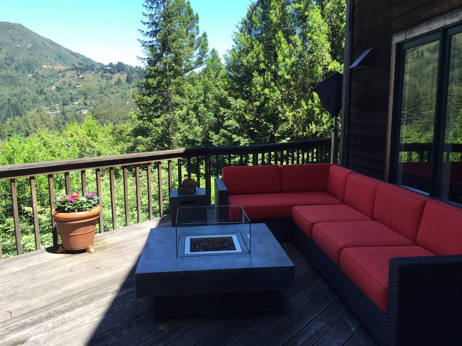 Deck furniture, firepit and beautiful view