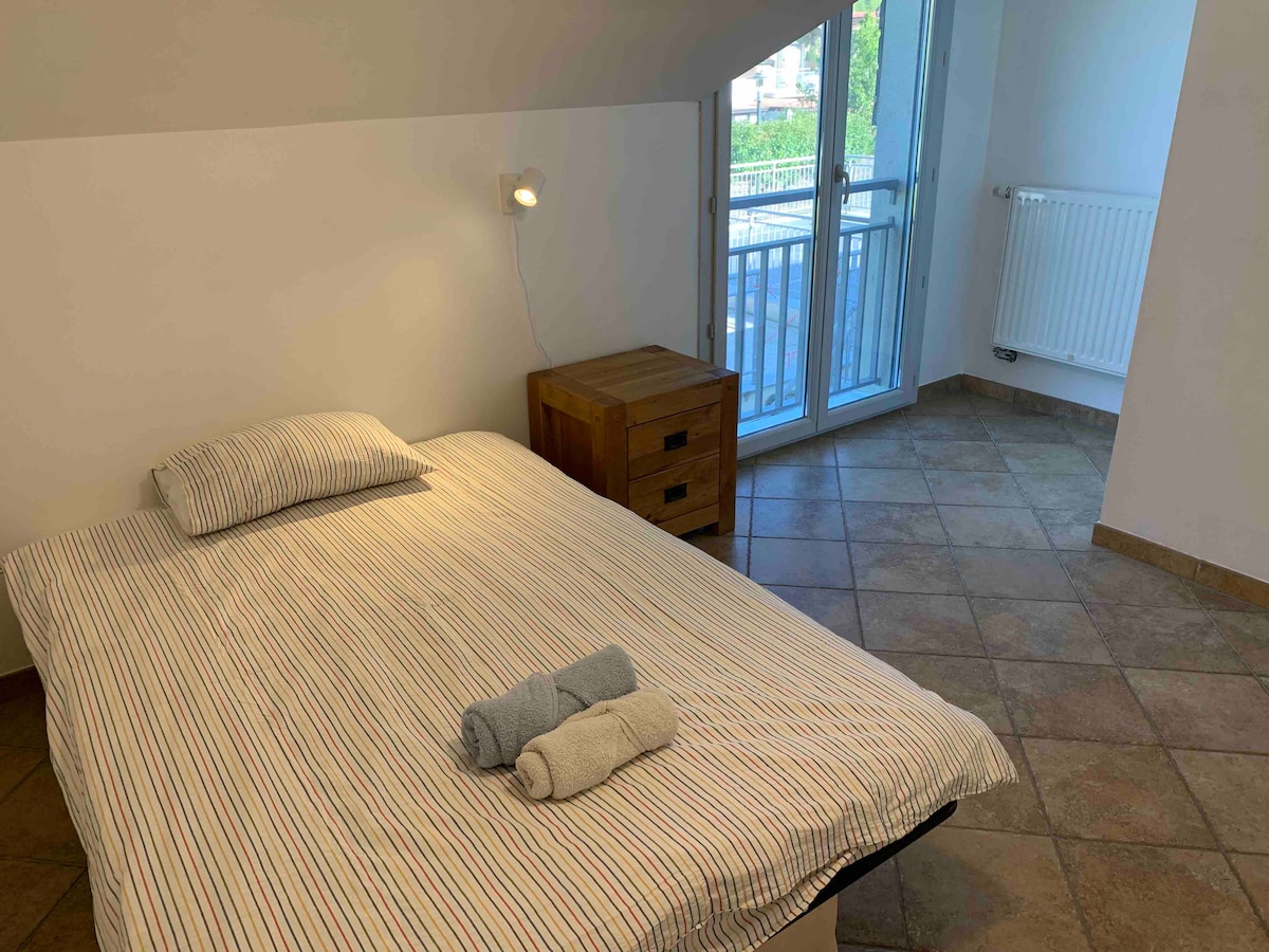 غرفة النوم 2