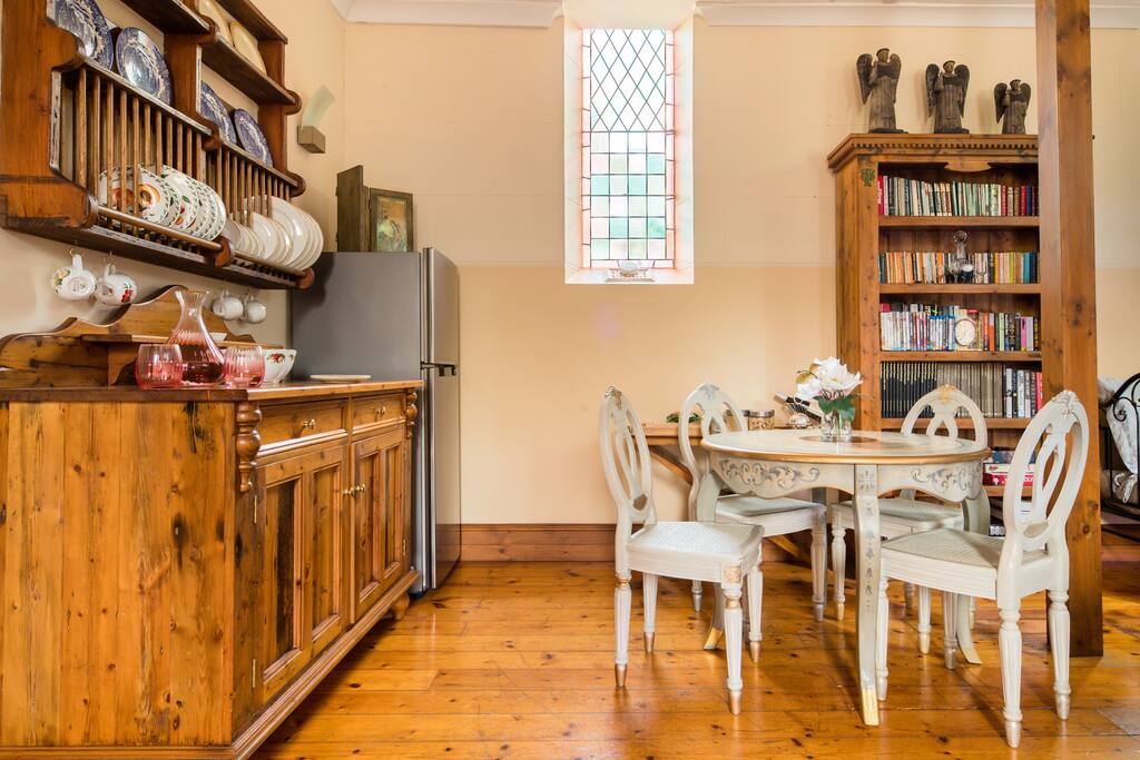 Church Retreat near Adelaide City Apartments for Rent in Adelaide