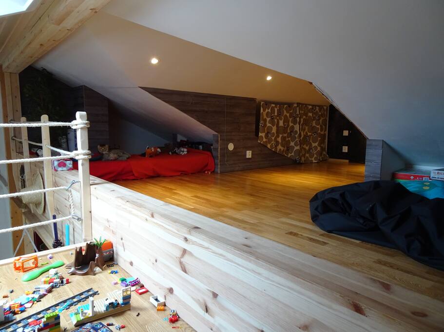 mezzanine above the living room