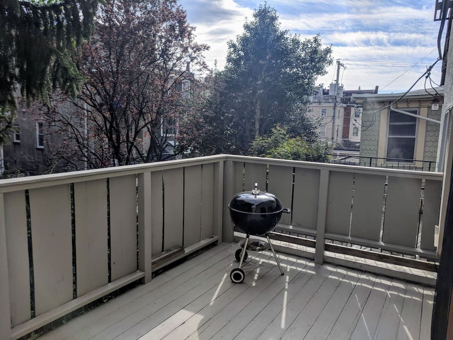 Deck - charcoal grill