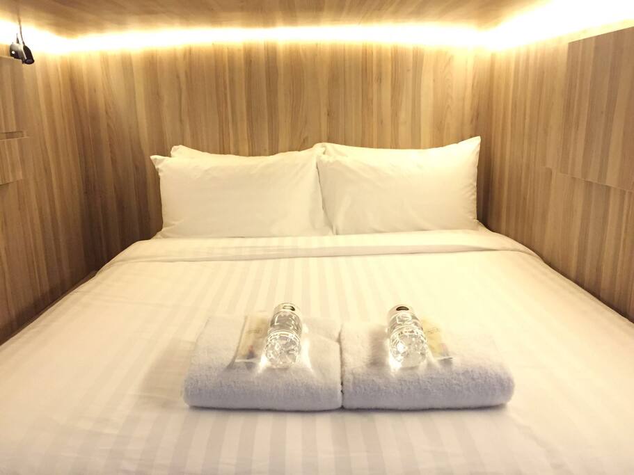 Queen Bed
