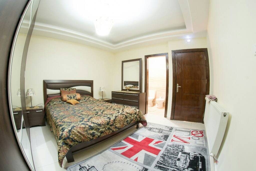 Master room.